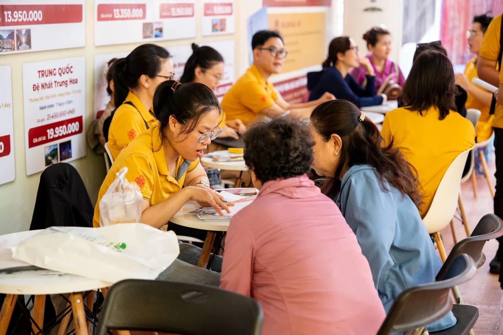 Kinh Nghiệm Săn Tour Giá Rẻ Tại Ngày Hội Du Lịch TP.HCM 2026 Từ A-Z