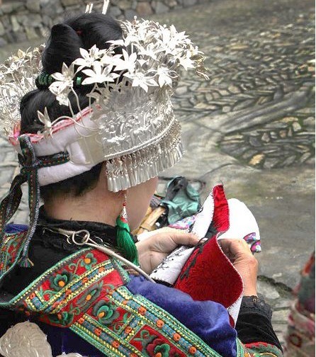 van-hoa-nguoi-mieu-5-1680598610.jpg