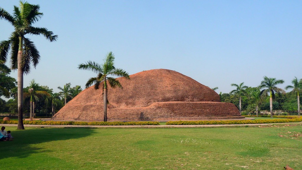 Angrachaya Stupa 