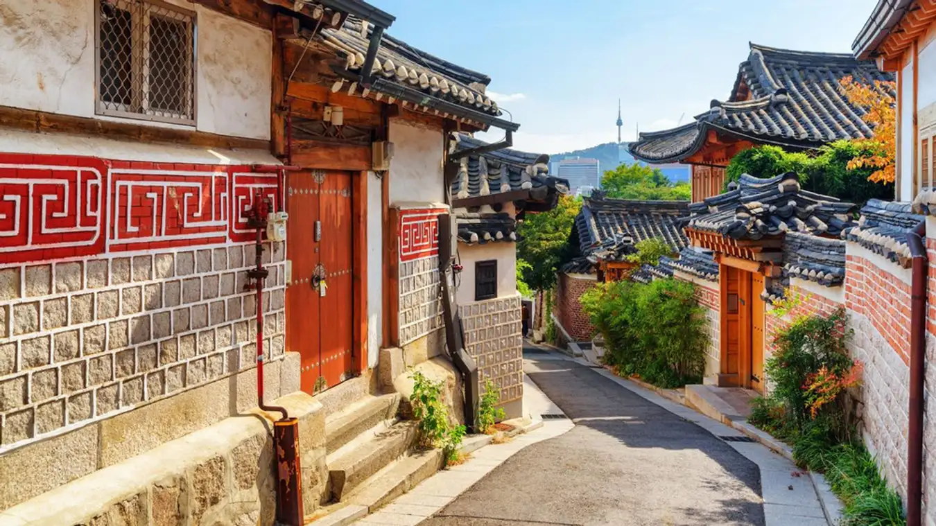 Vẻ đẹp thanh bình của làng cổ Bukchon Hanok