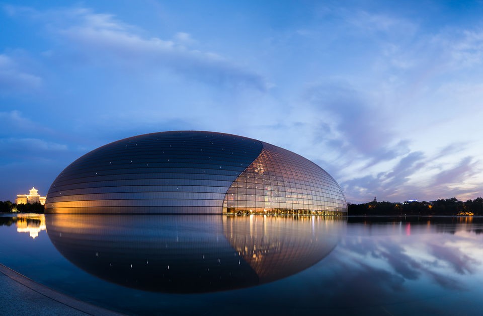 Chiêm ngưỡng vẻ đẹp nhà hát khổng lồ hình elip ở Bắc Kinh