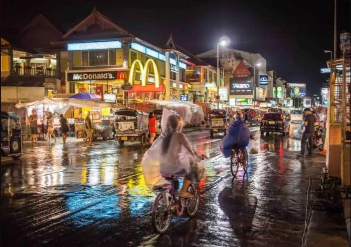 Mùa mưa ở Thái Lan kéo dài từ tháng 6 - tháng 10