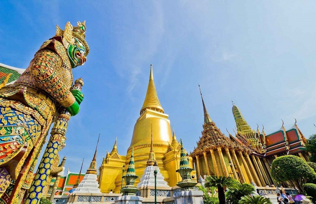 Chùa Vàng - Biểu tượng Phật giáo của Thái Lan