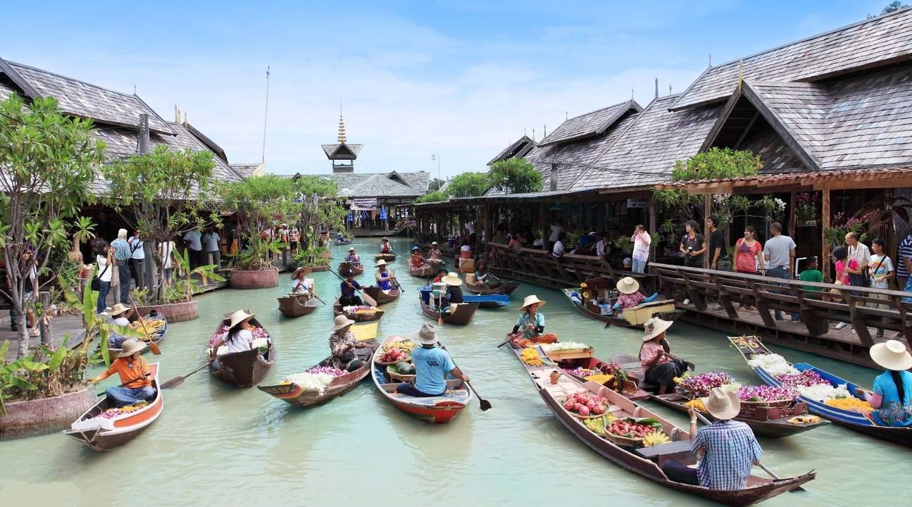 Chợ nổi Pattaya