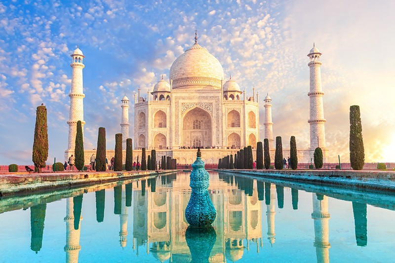 Đền Taj Mahal - điểm đến tham quan nổi tiếng ở Ấn Độ