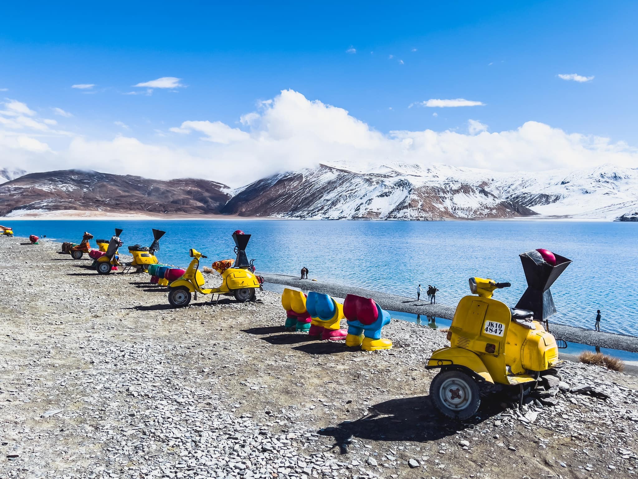 ladakh-3-1695194786.jpgThưởng thức những cảnh đẹp ở Leh Ladakh bằng xe máy