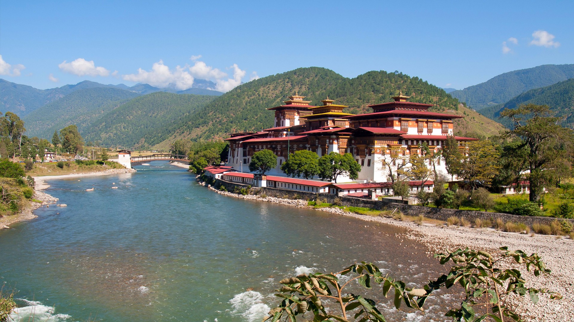 Khám phá kiến trúc đặc biệt của pháo đài Punakha Dzong