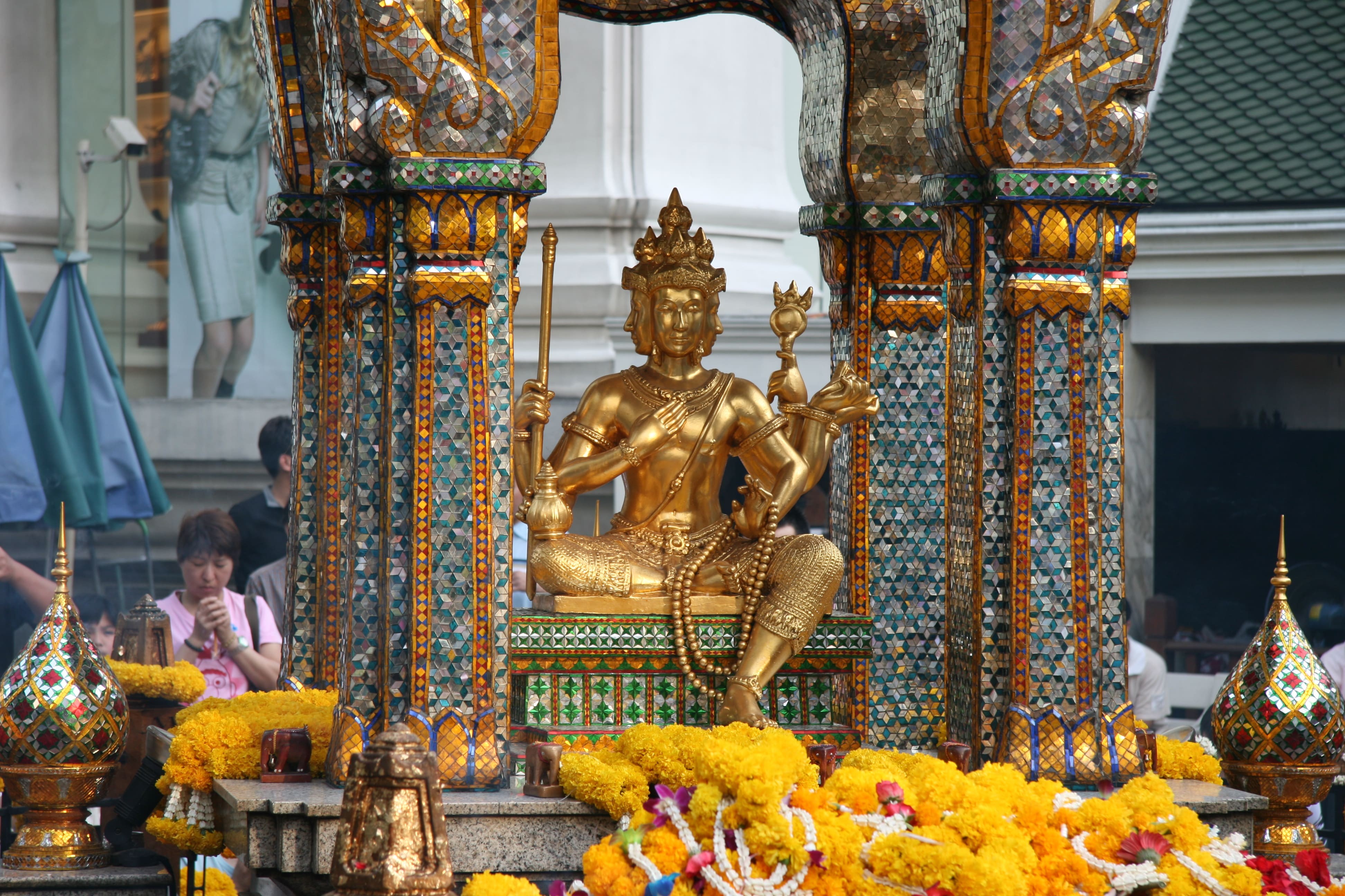 den-erawan-6-1698205905.jpg