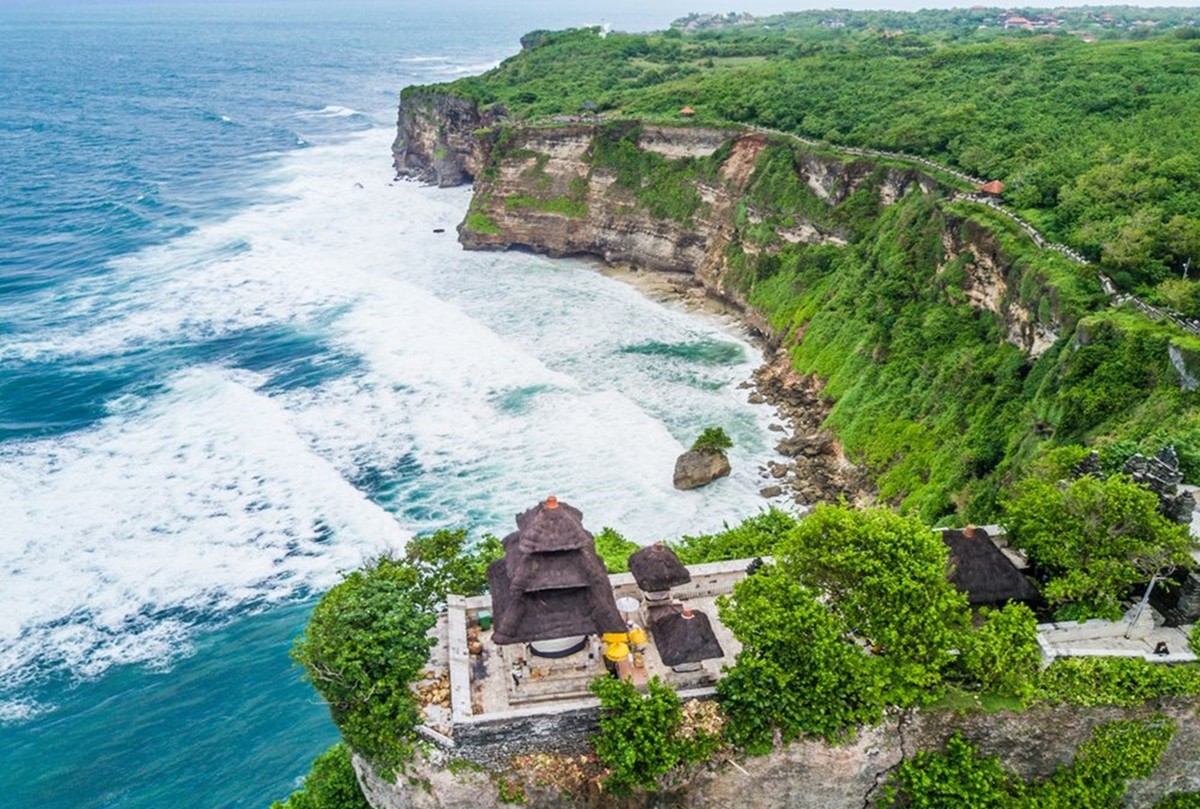 den-uluwatu-1-1702528059.jpg