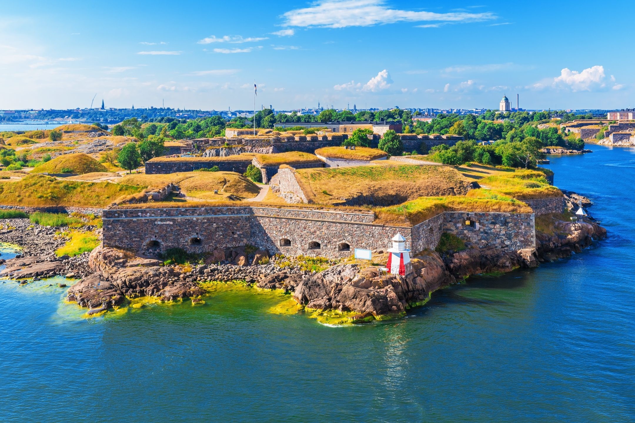 quan-dao-suomenlinna-1715847802.jpg