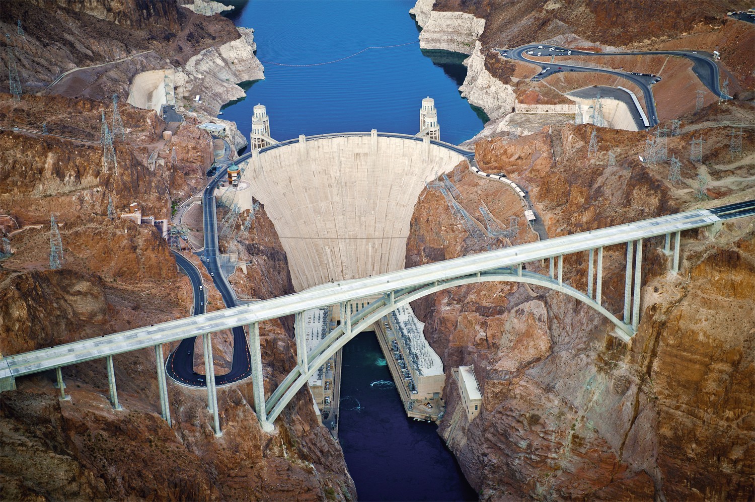 hoover-dam-5-1718763481.jpeg