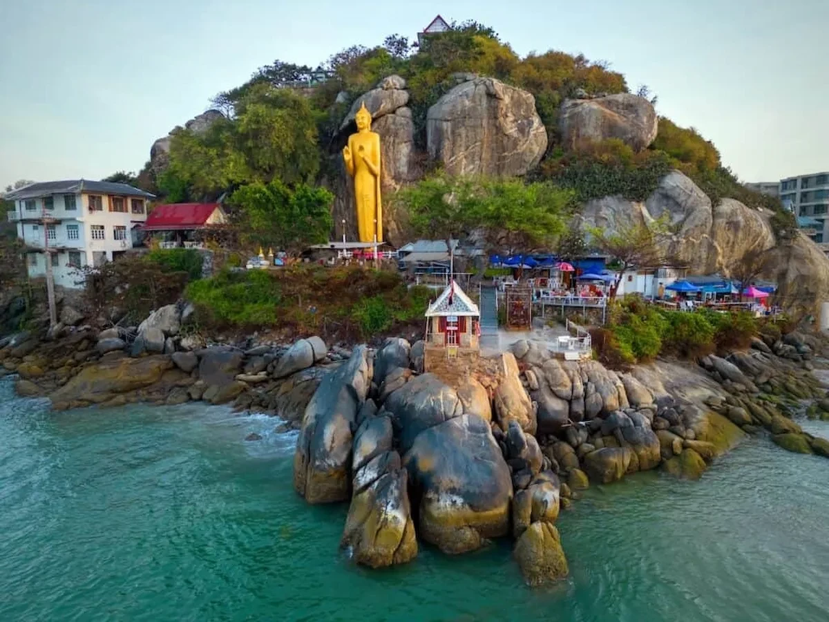 Thời điểm lý tưởng để ghé thăm Hua Hin phụ thuộc vào mục đích và sở thích cá nhân của bạn. 