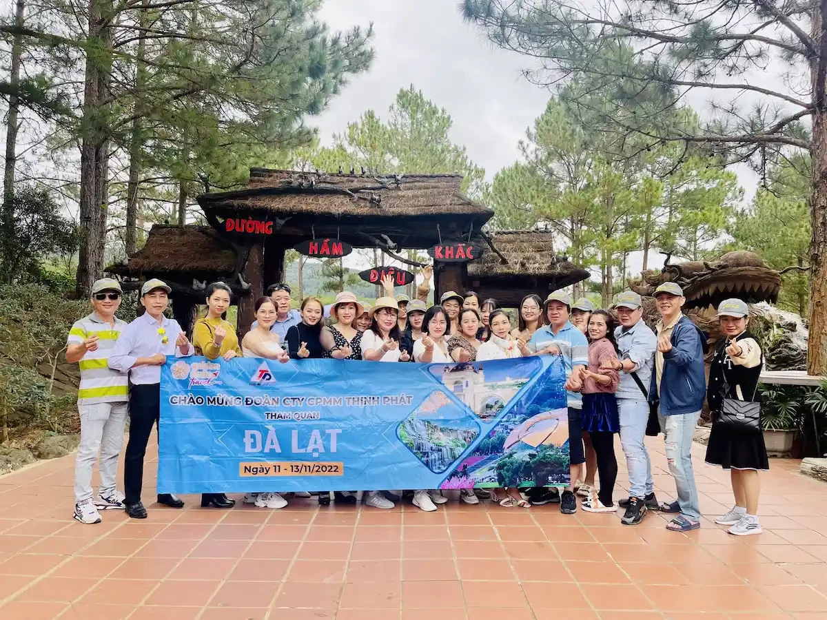 Golden Smile Travel – Chuyên các tour du lịch trong nước giá rẻ 