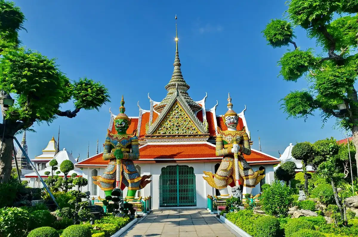 Kiến trúc độc đáo của chùa Wat Pho