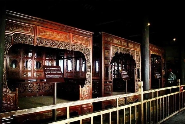 Bảo tàng trăm giường Giang Nam