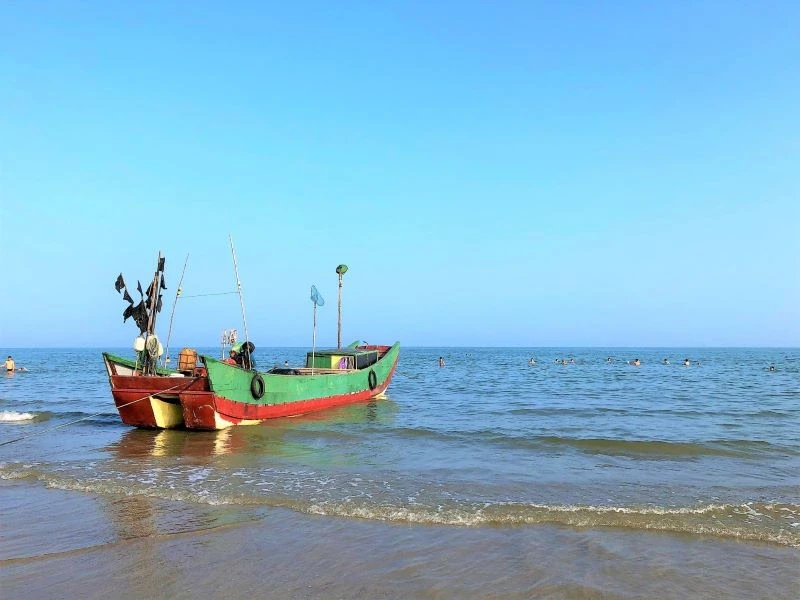Làng biển Vạn Vĩ