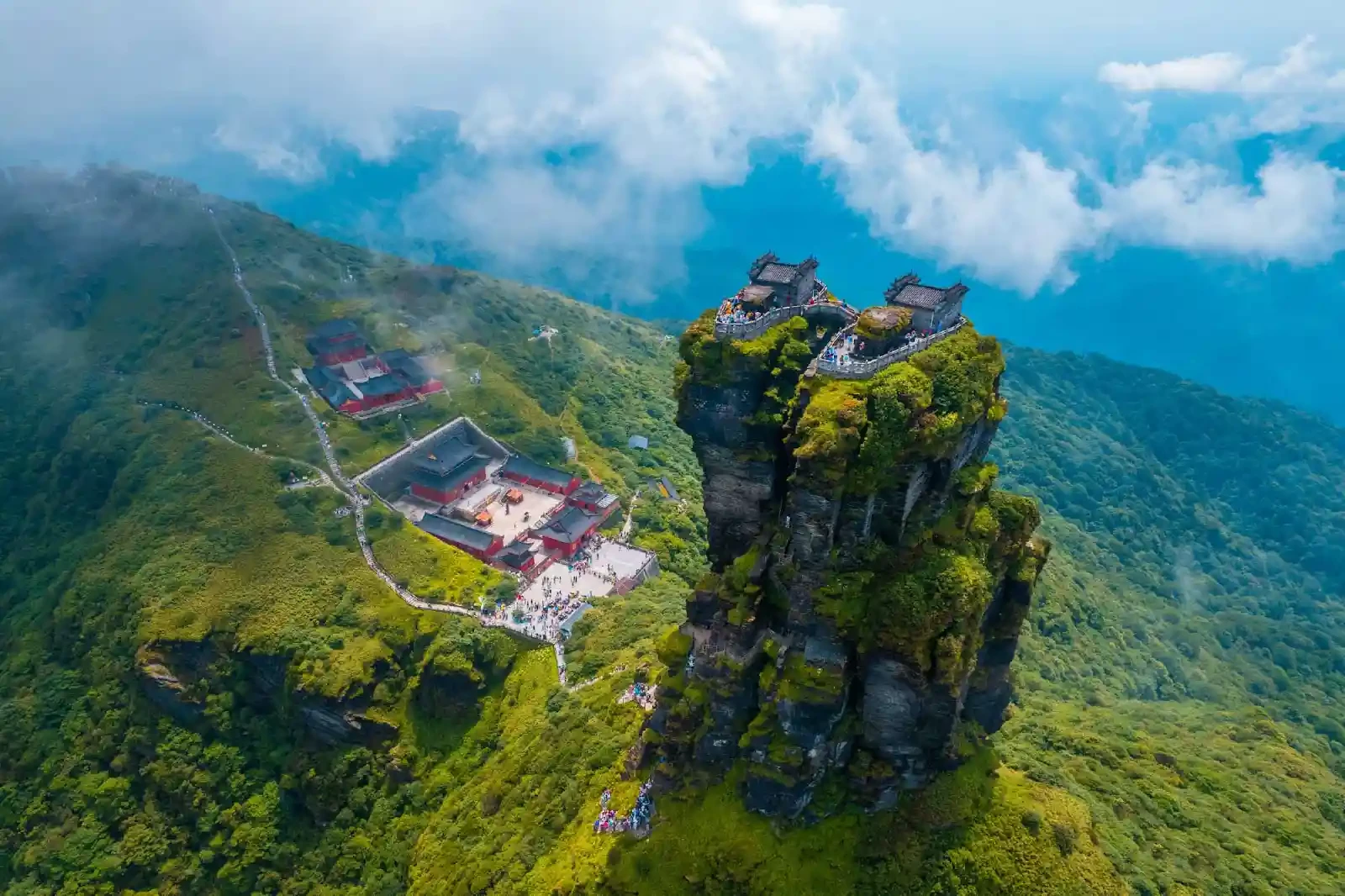 Núi Phạm Tịnh