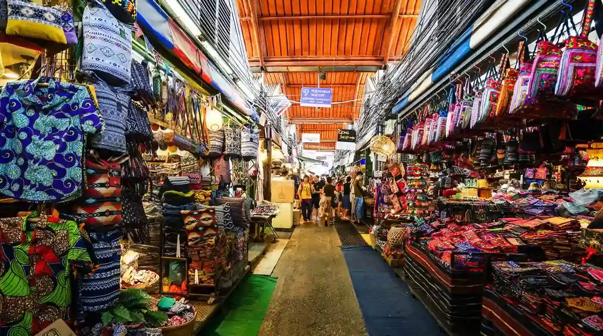 Một số lưu ý khi đi chợ đêm Chatuchak dành cho du khách