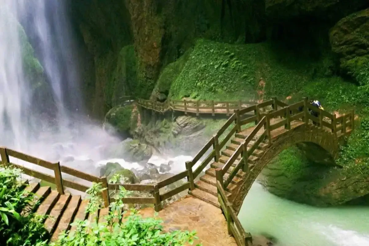 Thiên long Kiều