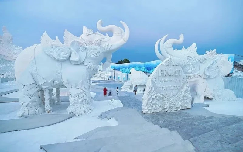 Frost Magical Ice of Siam