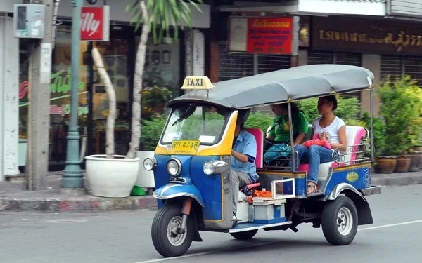 Những điều cần lưu ý khi du khách muốn đi xe Tuk Tuk