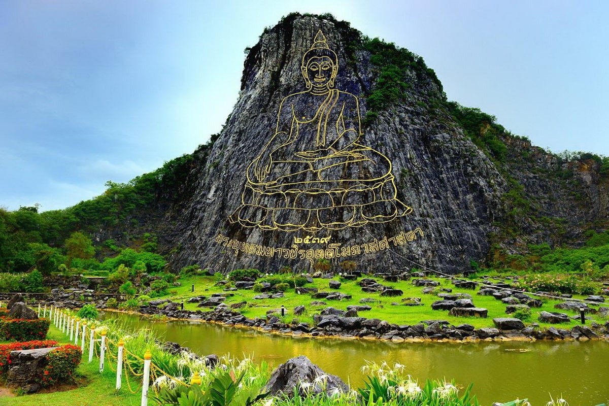 Khao Chee Chan (Trân Bảo Phật Sơn) - Tượng Phật dát vàng nổi tiếng ở Thái  Lan