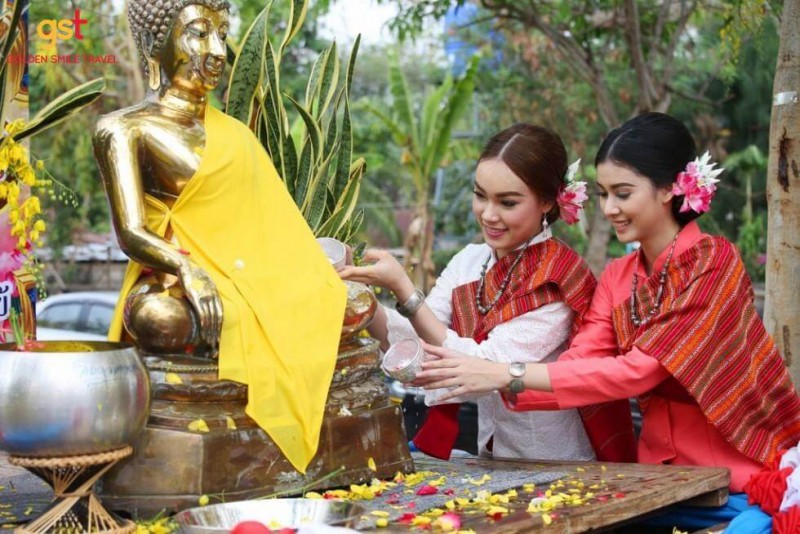 Lễ hội té nước Thái Lan