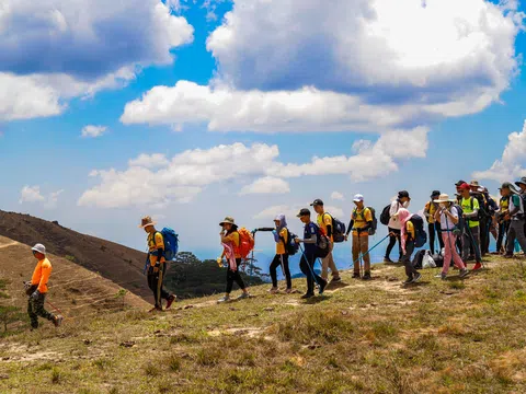 Tà Năng-Phan Dũng ‘Cung đường thanh xuân’ chương trình du lịch trekking đặc biệt