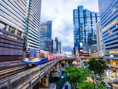 Hướng Dẫn Chi Tiết Cách Đi Tàu Điện BTS (SkyTrain) Ở Bangkok Thái Lan