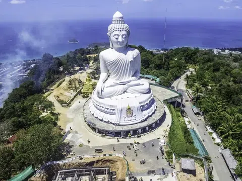 Khám Phá Tượng Phật Big Buddha Khổng Lồ Tại Thái Lan