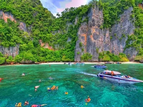 Vịnh Phang Nga Thái Lan: Vẻ Đẹp Thiên Đường Du Lịch Thái