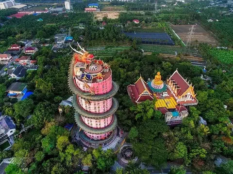 Đền Rồng (Wat Samphran): Chùa Rồng Khổng Lồ 17 Tầng Tại Thái Lan