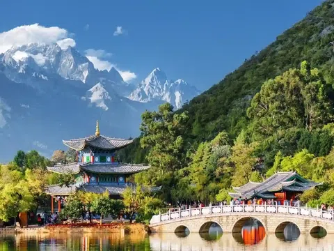 Du Lịch Trung Quốc Tháng 5: Thời Tiết, Lễ Hội, Địa Điểm Hấp Dẫn