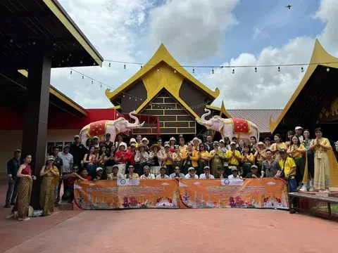 ĐOÀN HUY LONG & HUY NAM - 5N4Đ GẮN KẾT & TỎA SÁNG TẠI ĐẤT NƯỚC THÁI LAN