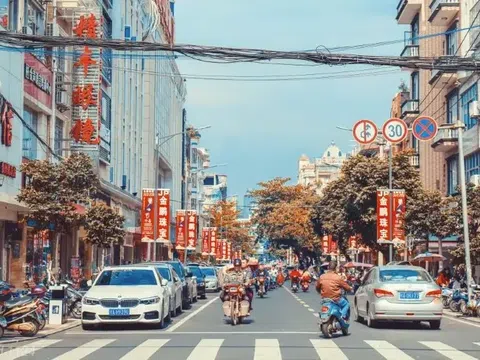 Du Lịch Đông Hưng Trung Quốc: Khám Phá Thiên Đường Biên Giới Hấp Dẫn