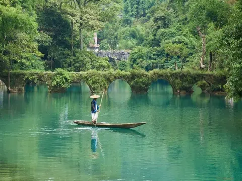 Du Lịch Quý Châu: Vẻ Đẹp Ẩn Mình Giữa Trùng Điệp Núi Non Tây Nam Trung Quốc