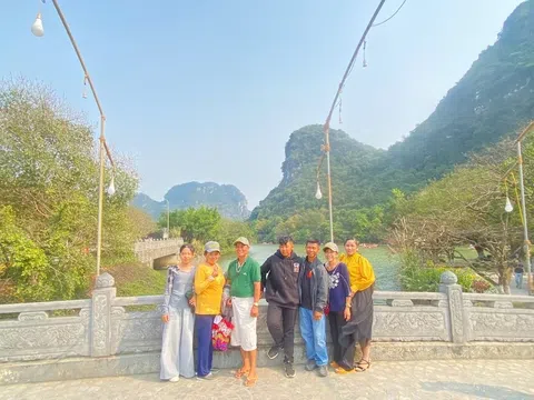 4N3Đ KHÁM PHÁ VẺ ĐẸP MIỀN BẮC: HÀ NỘI – NINH BÌNH
