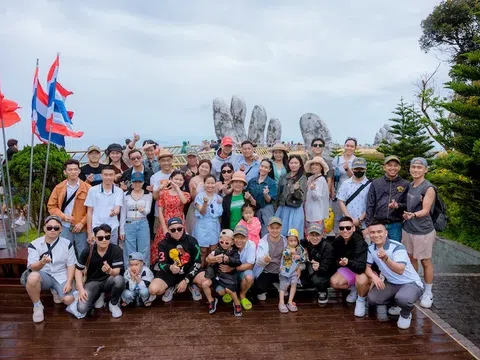 QUÝ ĐOÀN CTY TNHH THƯƠNG MẠI VÀ DỊCH VỤ SUNREAL ESTATE 3N2Đ TRONG CHUYẾN HỘI AN - ĐÀ NẴNG “THÀNH PHỐ CỦA NHỮNG GIẤC MƠ“