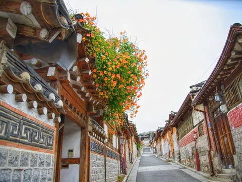 Làng Bukchon Hanok: Nơi lưu giữ di sản văn hóa Hàn Quốc độc đáo