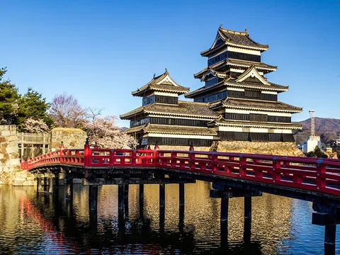 Tham quan các công trình kiến trúc độc đáo tại Nhật Bản  