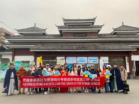 Golden Smile Travel tổ chức Famtrip khảo sát tuyến tour Trung Quốc - Tương Tây Tam Hiệp đầu năm mới 2024
