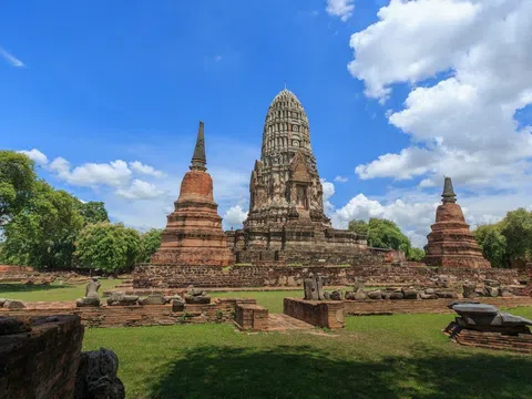 Wat Ratchaburana - địa điểm du lịch tâm linh nổi tiếng ở thành cổ Ayutthaya