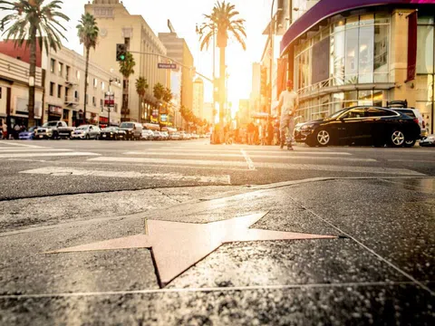 Ghé thăm Đại Lộ Danh Vọng Hollywood - nơi tôn vinh các ngôi sao giải trí nổi tiếng