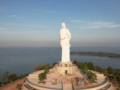 Tour Hành Hương Công Giáo | Linh Địa Thánh Mẫu 2N1Đ: Đức Mẹ Núi Cúi - Đức Mẹ Tà Pao